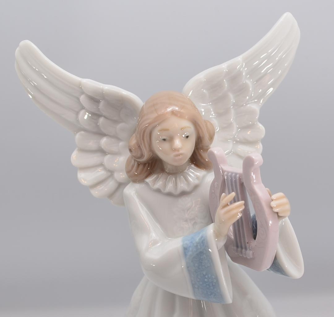 ハープを持つ天使　＃5830　★リヤドロ　スペイン　ポーセリン　光沢仕上げ　絶版
