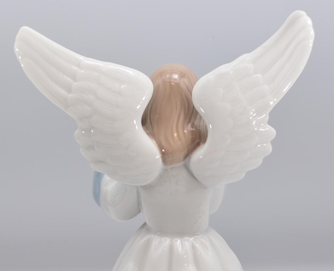ハープを持つ天使　＃5830　★リヤドロ　スペイン　ポーセリン　光沢仕上げ　絶版