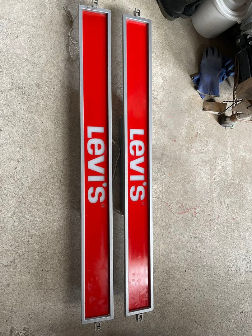 Levi's リーバイス　ライト　電光掲示板　看板　電飾
