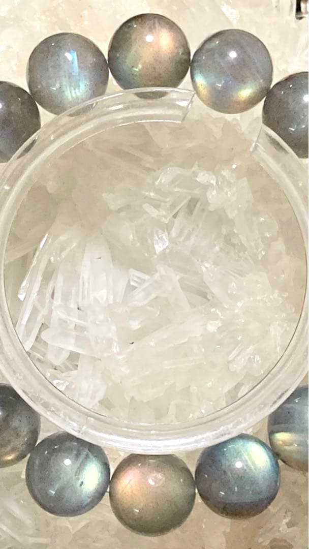 究極品質　神秘的な輝き　幻のオーロラブルーラブラドライトの大珠ブレス　13.5㎜