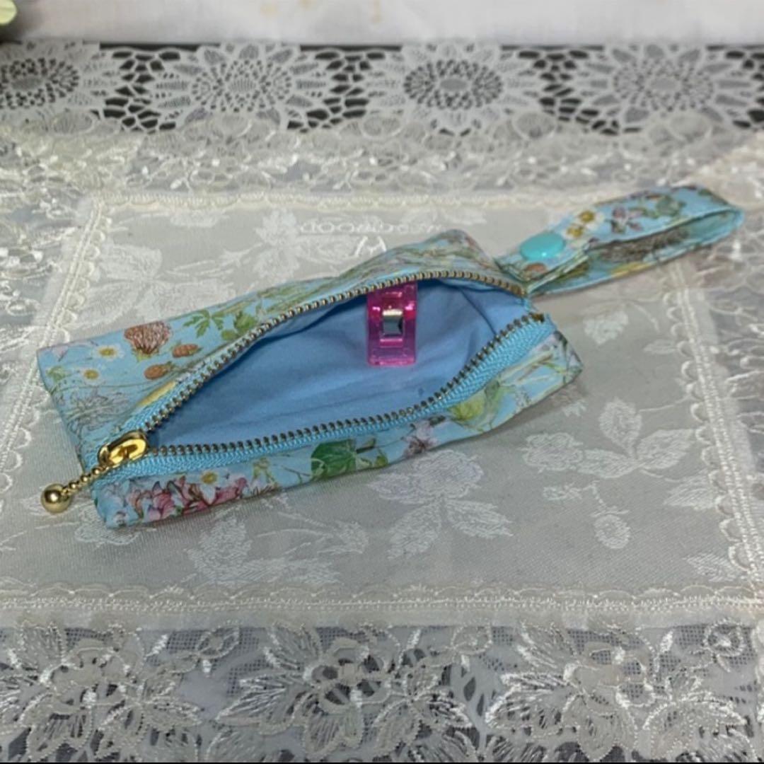 キーケース　カードケース　リバティワイルドフラワーズ　ブルー　ハンドメイド