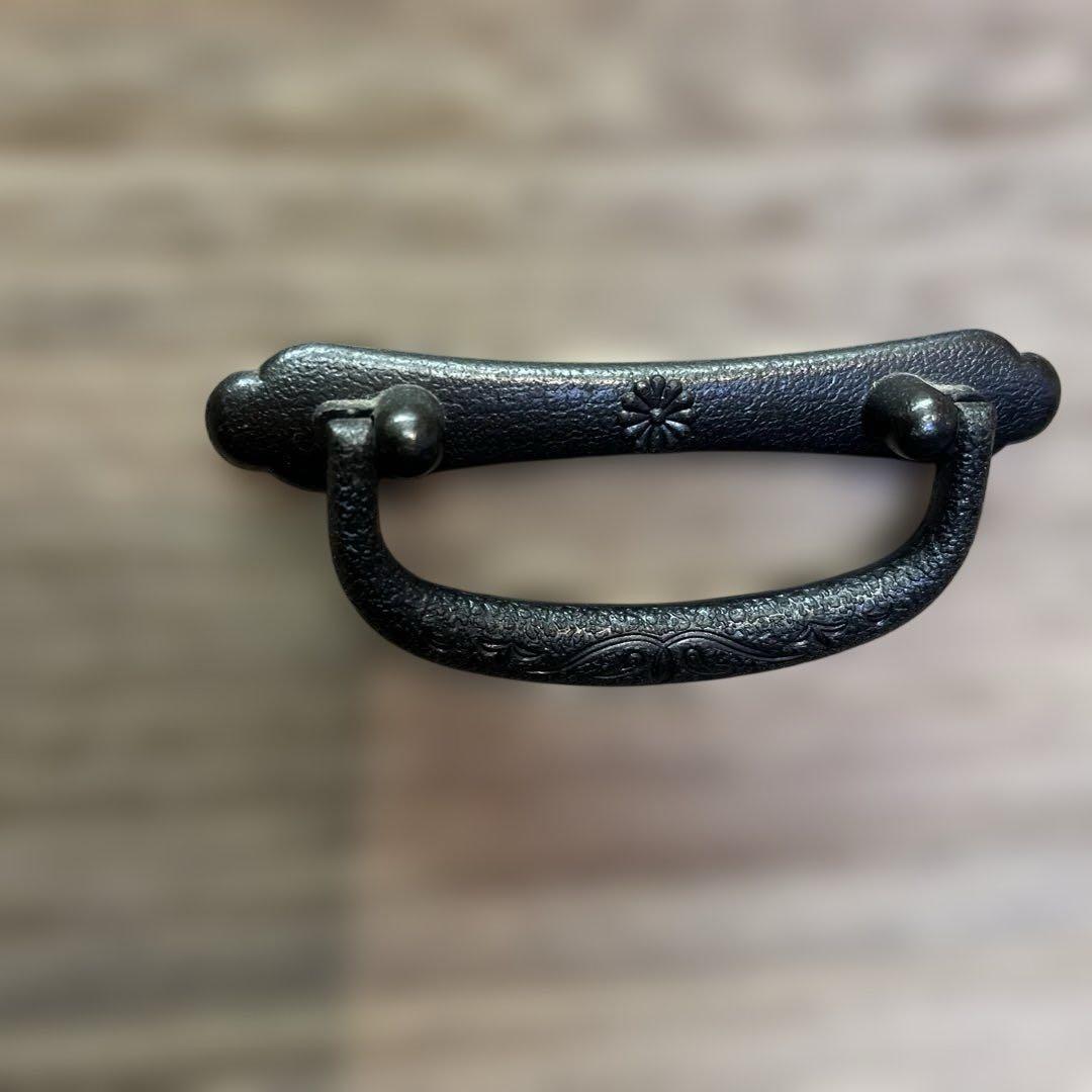 【美品】総桐箪笥 11引出し（上段3杯＋下段8段） 伝統工芸 砥の粉仕上げ