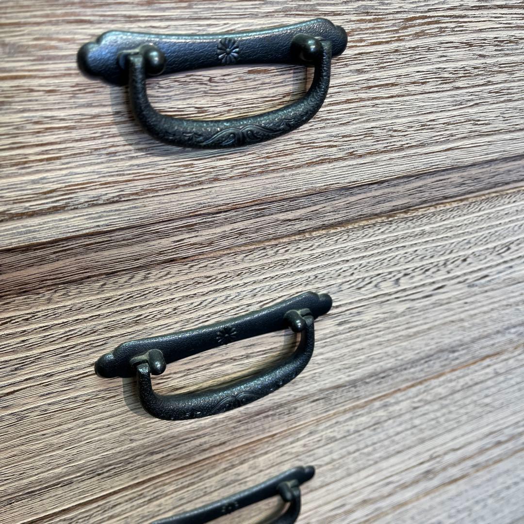 【美品】総桐箪笥 11引出し（上段3杯＋下段8段） 伝統工芸 砥の粉仕上げ