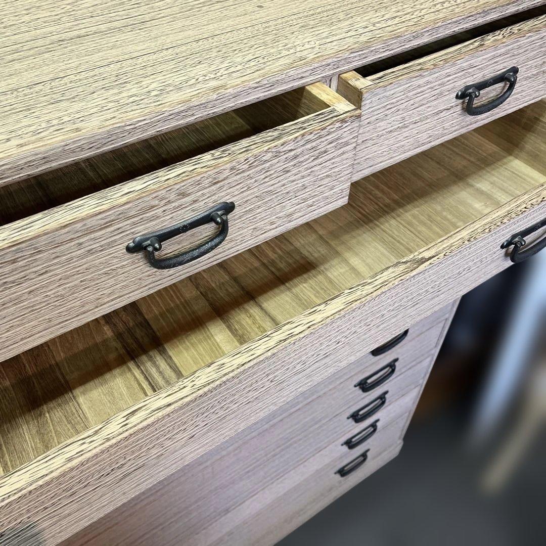 【美品】総桐箪笥 11引出し（上段3杯＋下段8段） 伝統工芸 砥の粉仕上げ