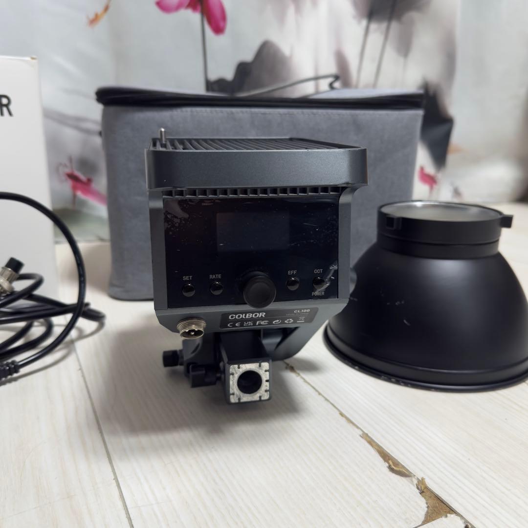 COLBOR CL100 ビデオライト