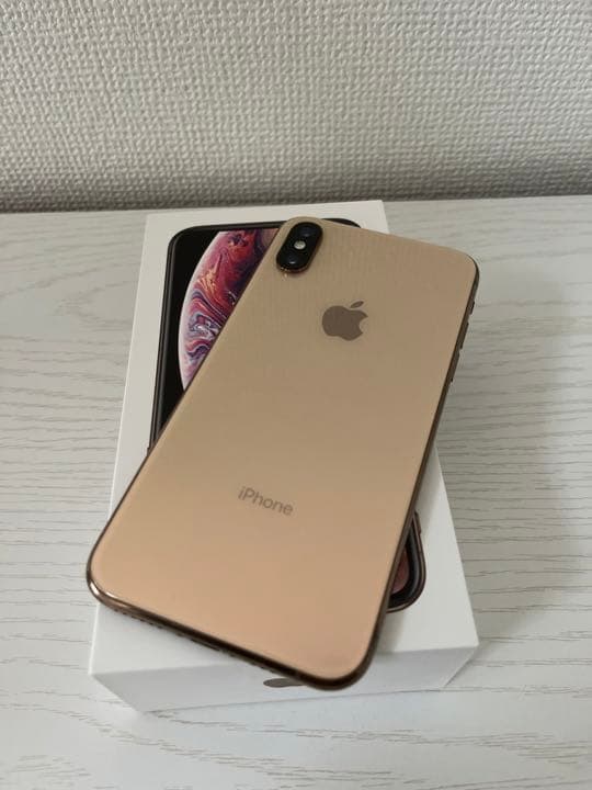 iPhone Xs Gold 256 GB docomo【動作確認済み】