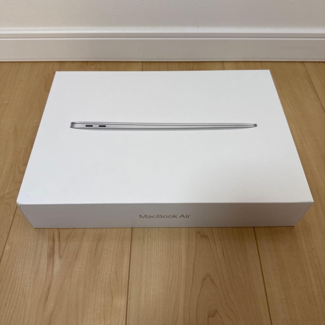 Macbook Air (2020, M1) 8GB/256GB シルバー 美品