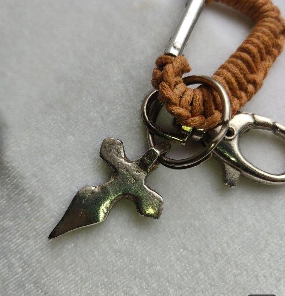 特別値下げ☆ハンドメイド一点物 シルバー スイング クロスチャーム キーホルダー