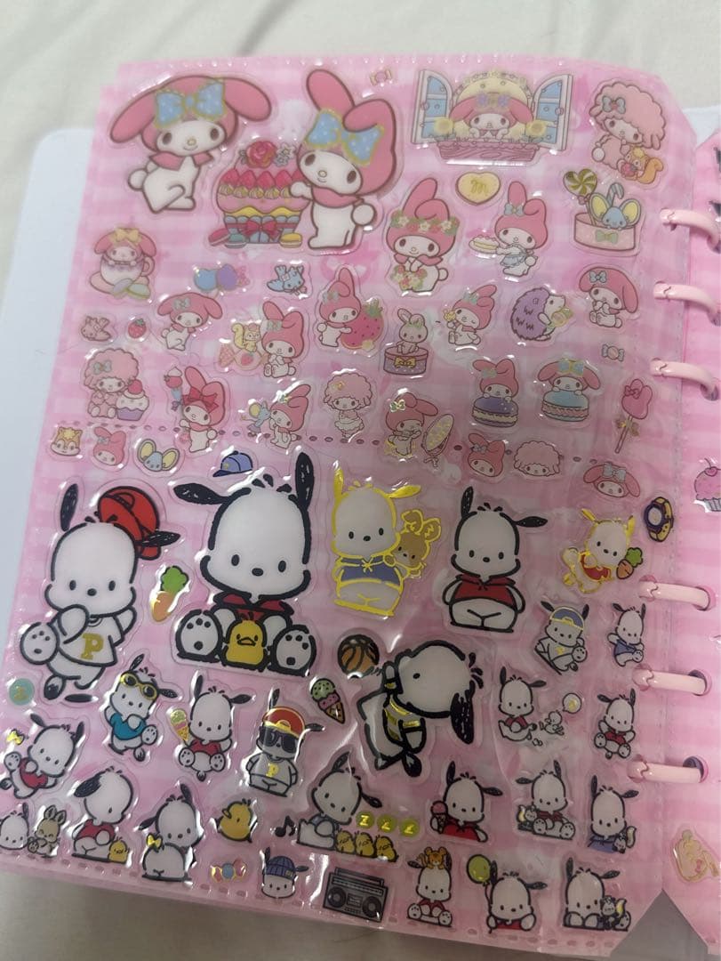 正規品　サンリオ　ボンボンドロップシール　シール帳