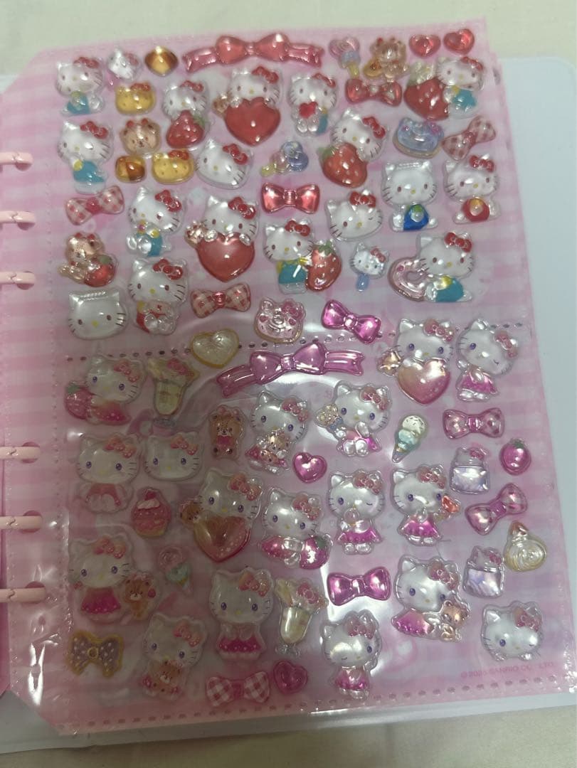 正規品　サンリオ　ボンボンドロップシール　シール帳