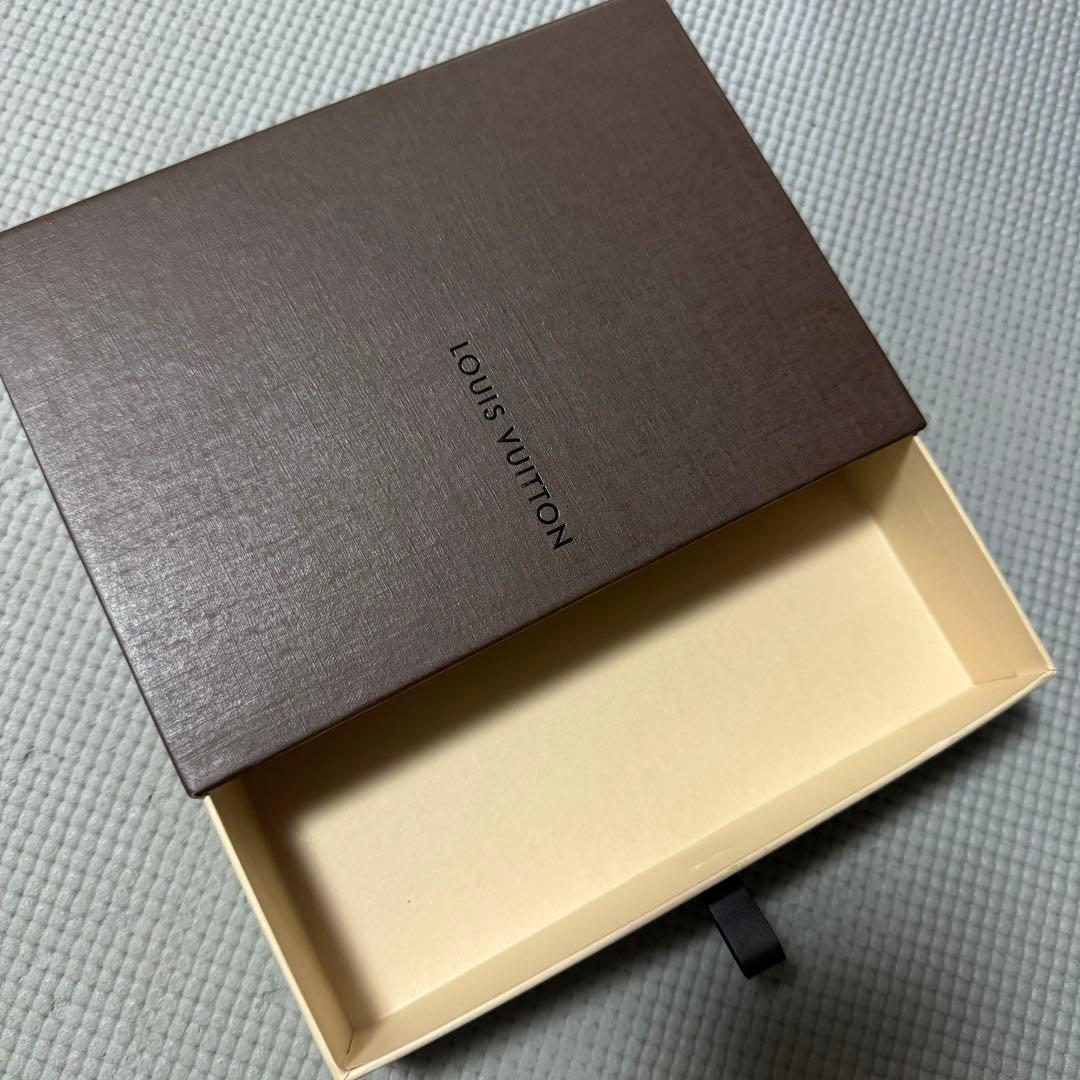 【極美品】ルイヴィトン　二つ折り財布　廃盤