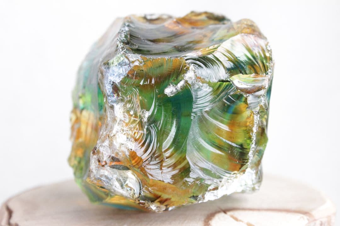 インドネシア産アンダラクリスタル　マルチカラー（グリーン・オレンジブラウン）