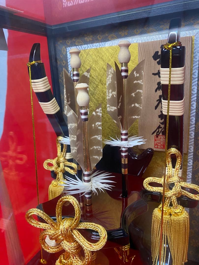 破魔弓　コンパクトガラスケース８号・間口約２３×奥行約２３×高約３６㎝