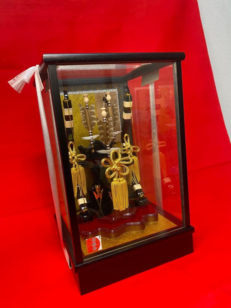 破魔弓　コンパクトガラスケース８号・間口約２３×奥行約２３×高約３６㎝