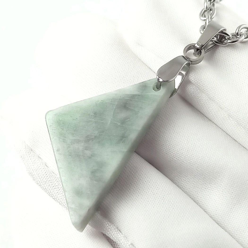 ネックレス｜幸福など｜身に付けるほど唯一無二の「あなた色」に染まる！糸魚川翡翠①