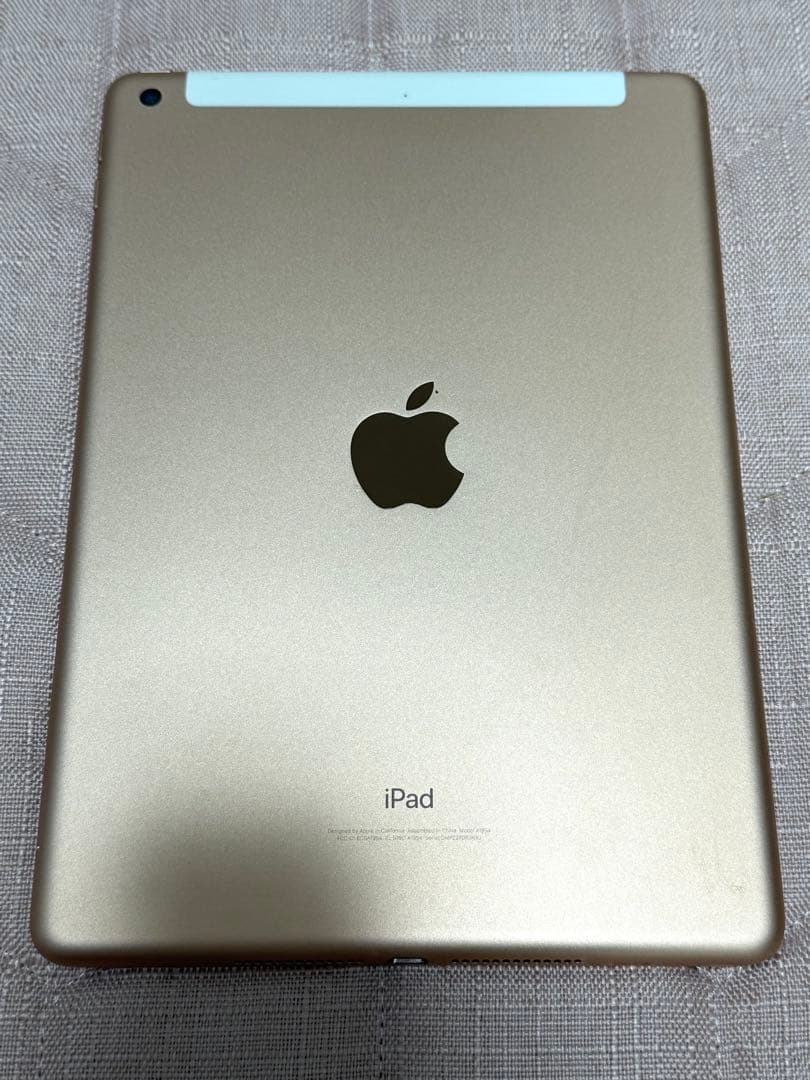 iPad 第6世代 Wi-Fi + Cellularモデル ドコモ版SIMロック