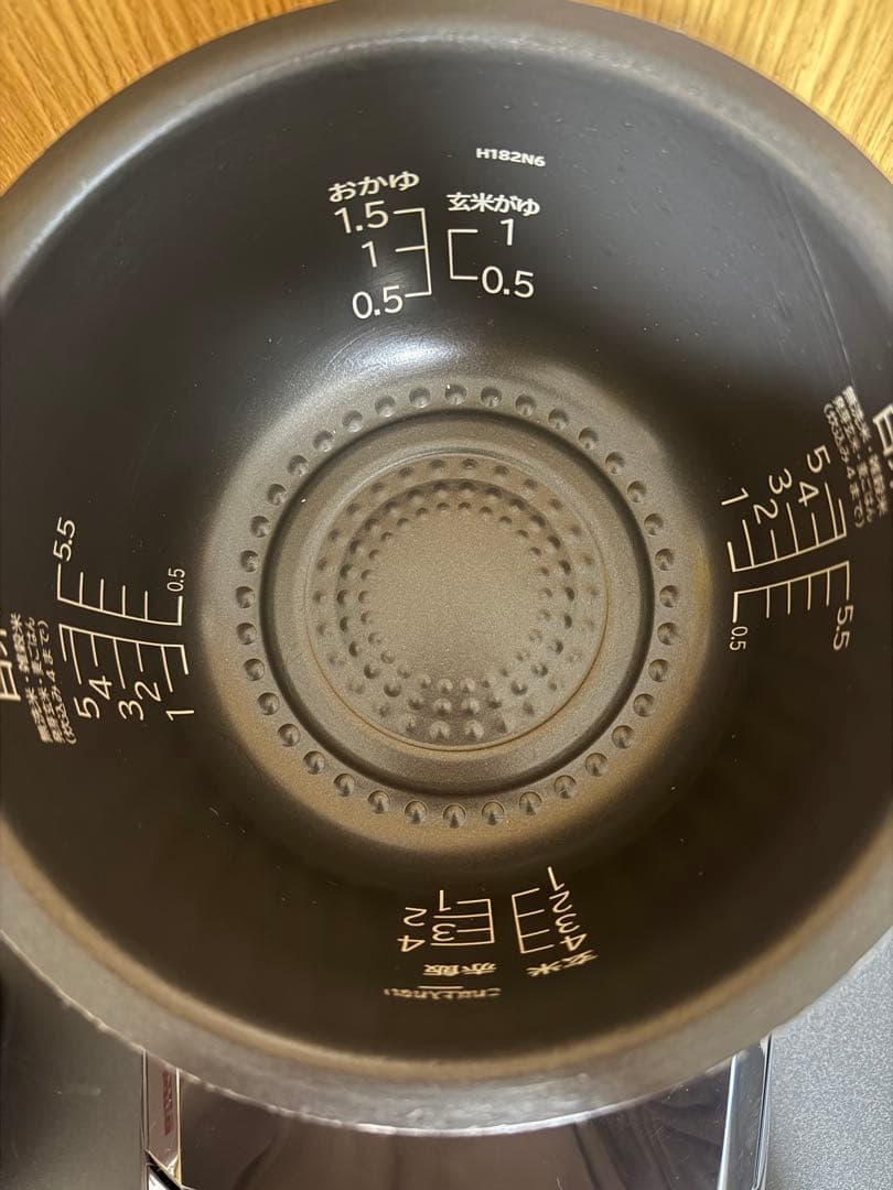 HITACHI IH炊飯器 RZ-TS105M 5.5合　シャイニーブラック