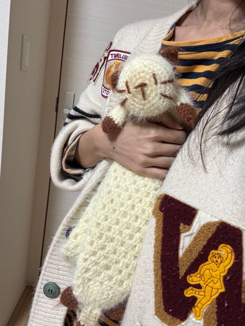 「しろうさ　プロフ必読　さん専用」ふわふわの猫ちゃんモチーフマフラー