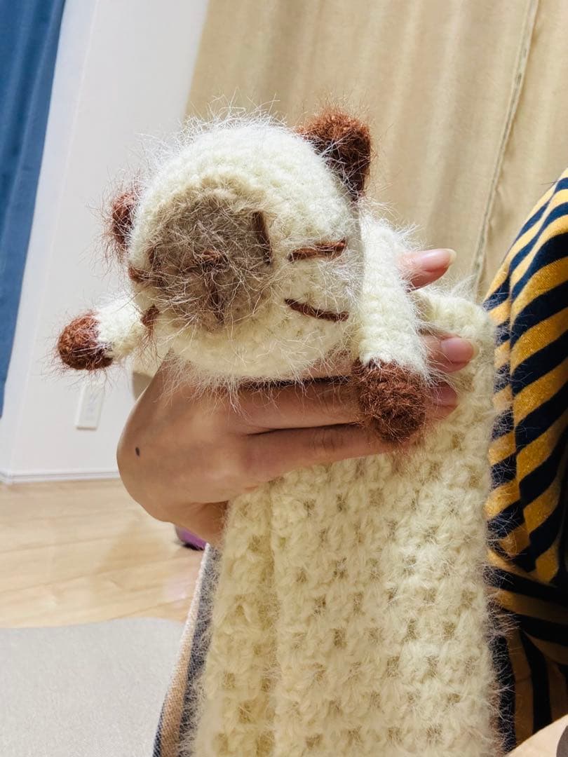 「しろうさ　プロフ必読　さん専用」ふわふわの猫ちゃんモチーフマフラー