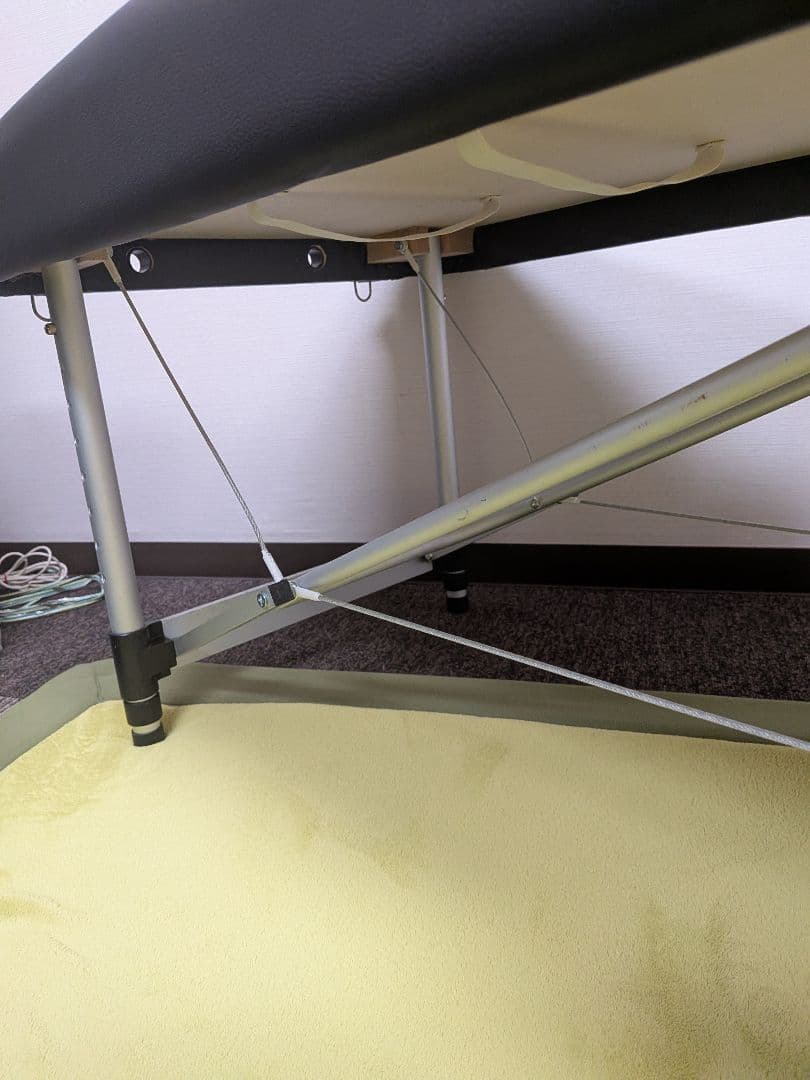 折りたたみ式 マッサージベッド ブラック ブラック