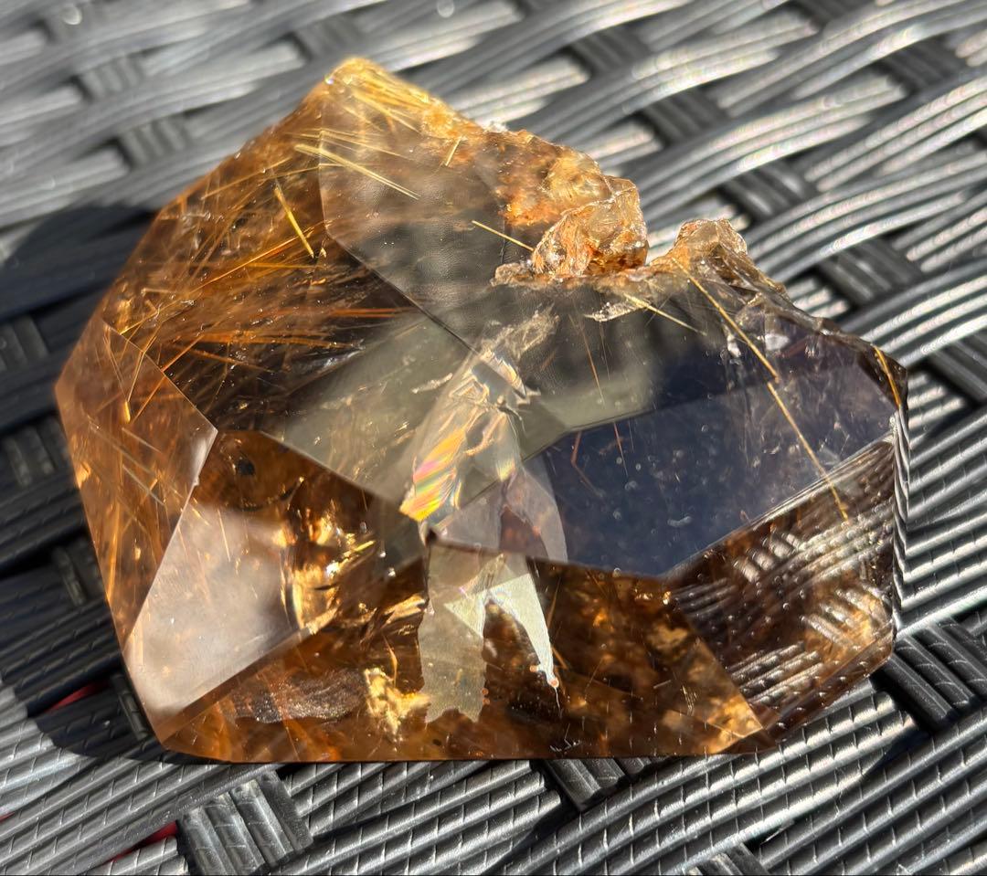 【天然石】虹入りゴールドルチルクウォーツ⑥