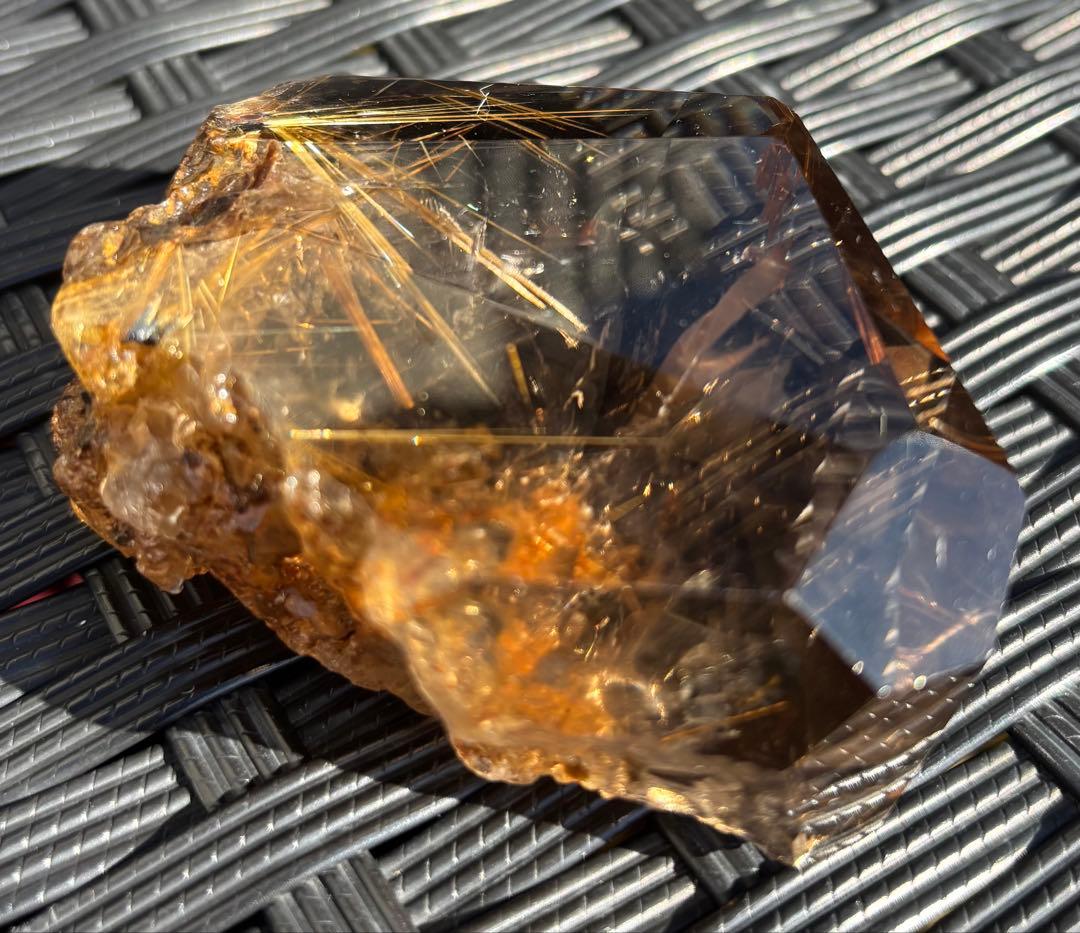 【天然石】虹入りゴールドルチルクウォーツ⑥