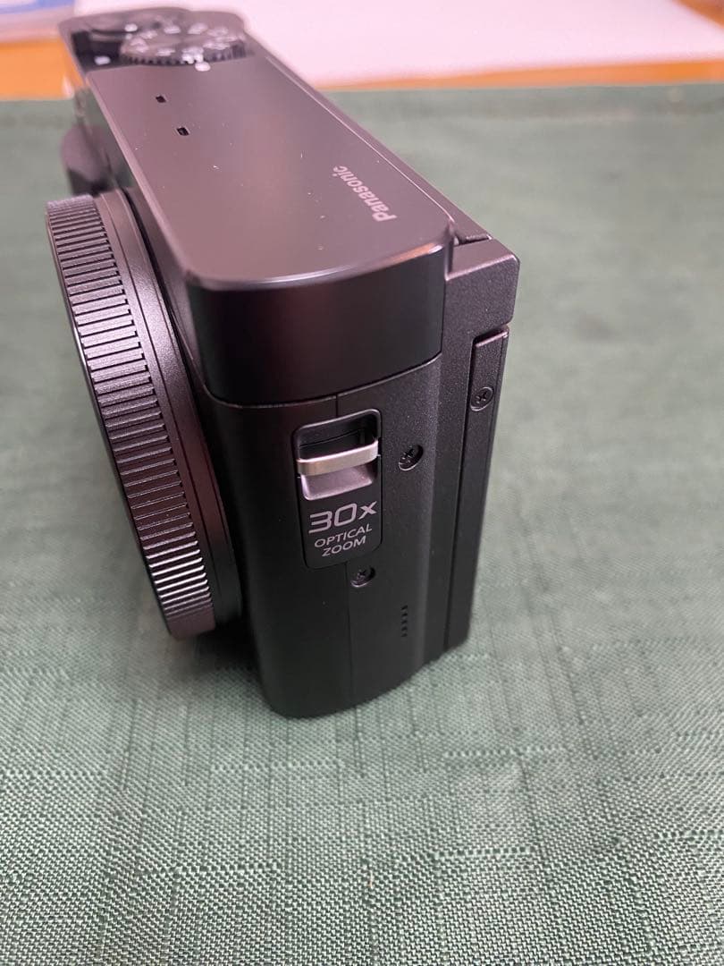 Panasonic LUMIX DC-TZ99 ストラップ付き　最終価格