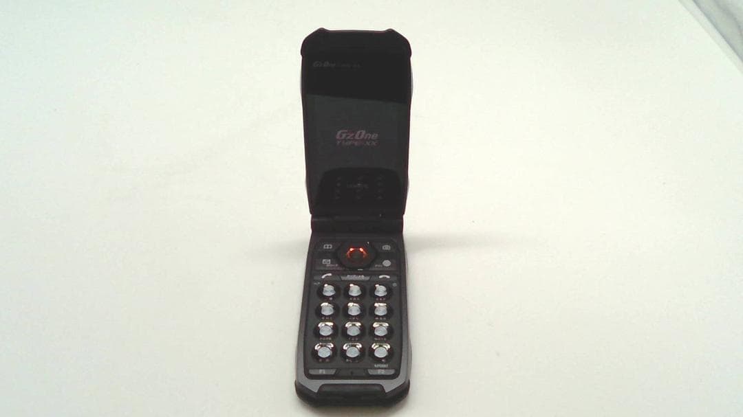 MC1064 KYY31 au ブラック SIMロック解除済み