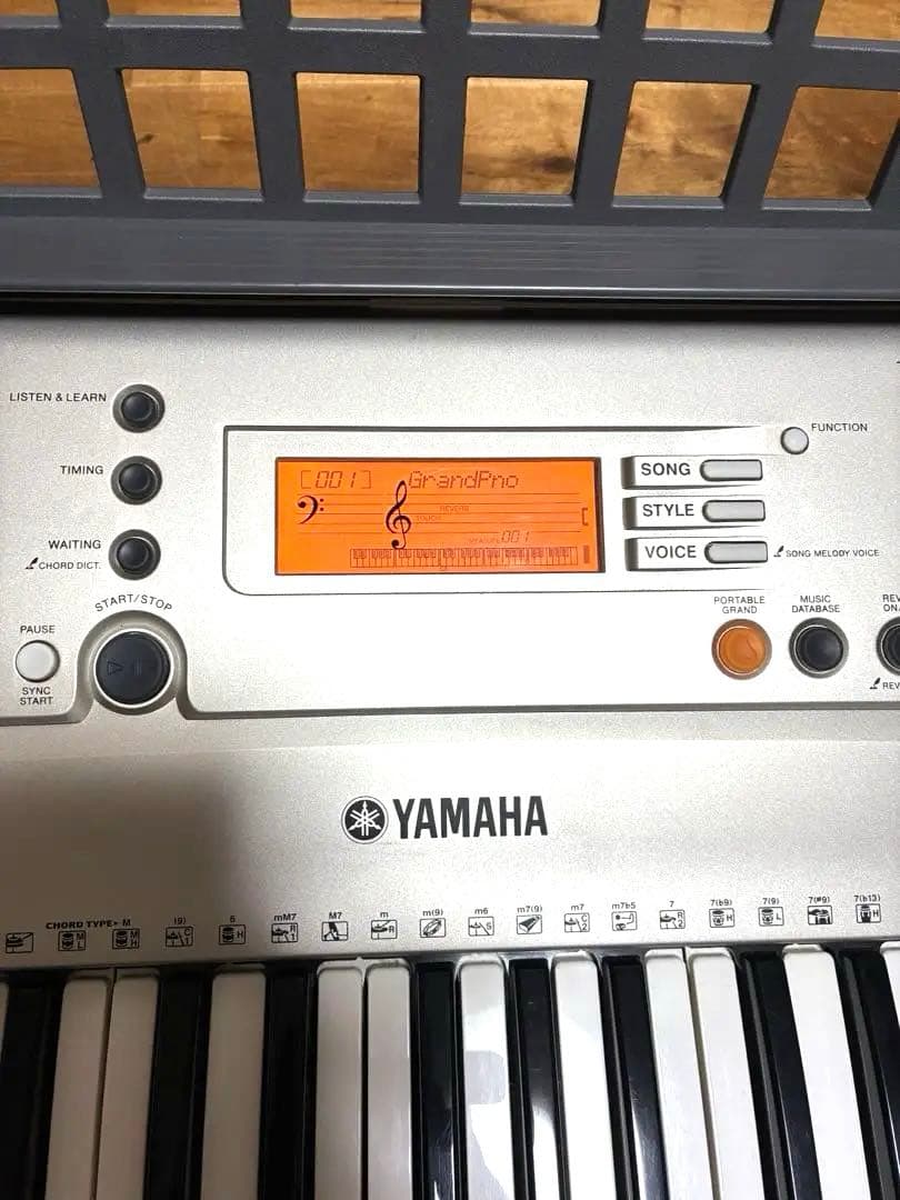 YAMAHA 高音質キーボードPSR-E313 動作良好！