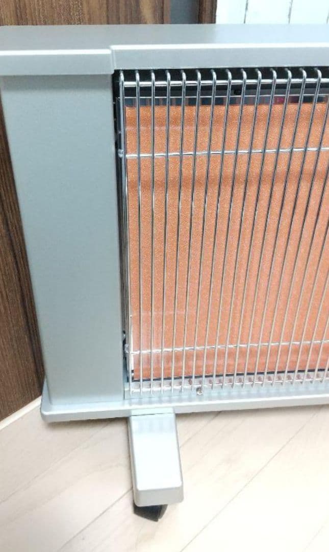 今の時期に大活躍➰サンルミエ エクセラ N500L 遠赤外線ヒーター