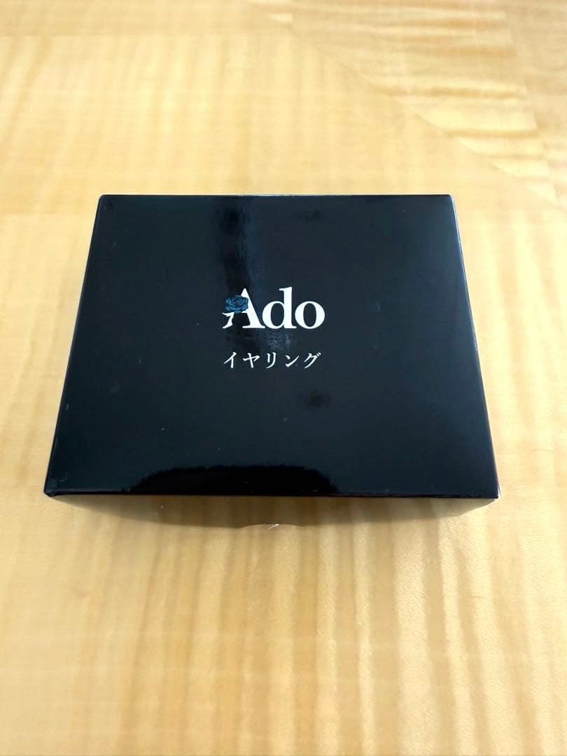 Ado Special Live 心臓2024 青いバラのイヤリングとバンド