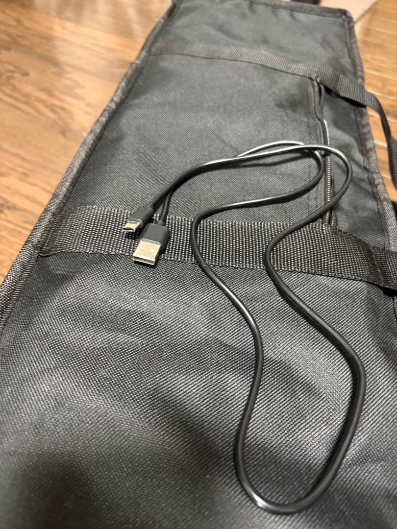 折りたたみ　電子キーボード ピアノ　キャリングケース付き