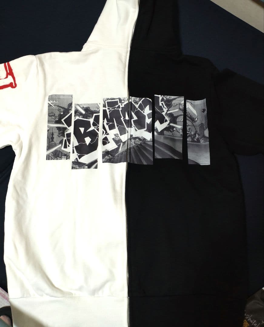 SKY-HI　MV着用パーカー　セパレート済み