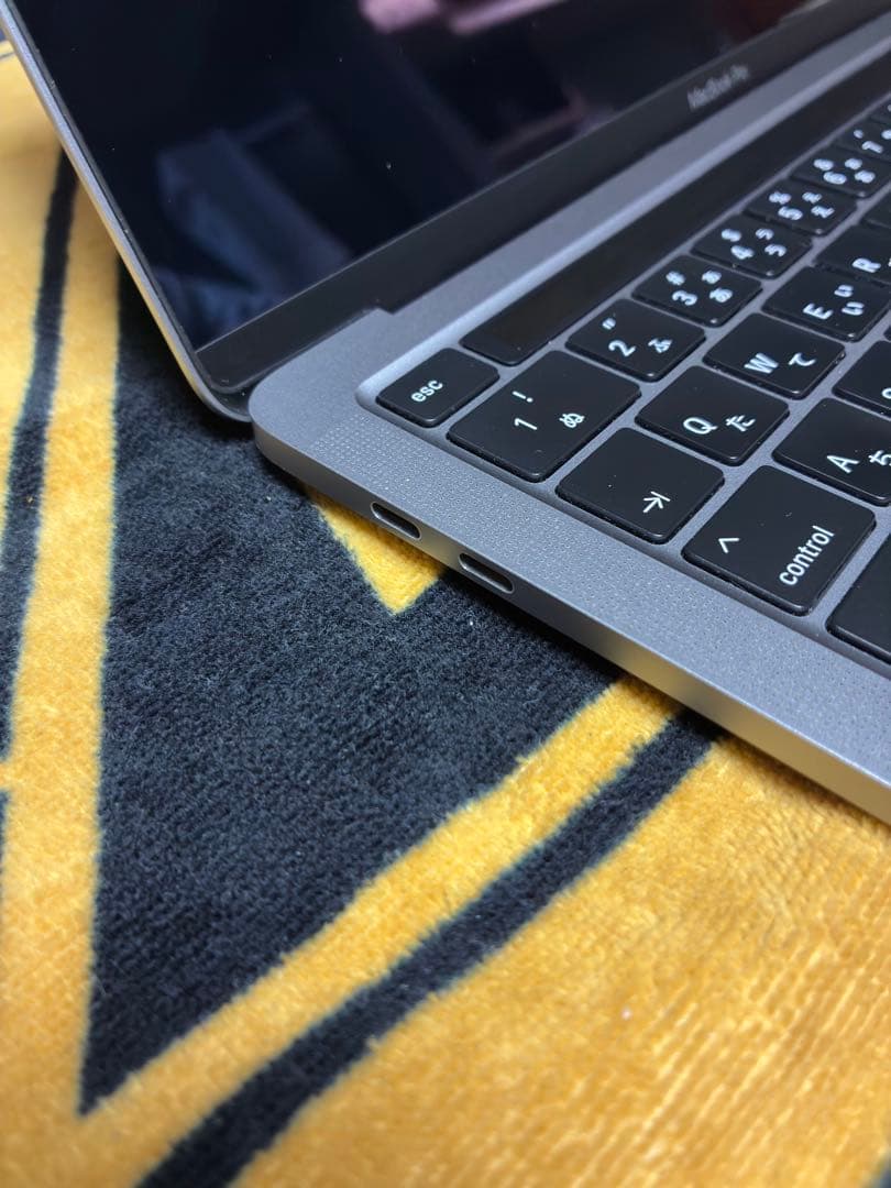 MacBook本体 MacBook Pro 2020 intel Core i7 RAM32GB