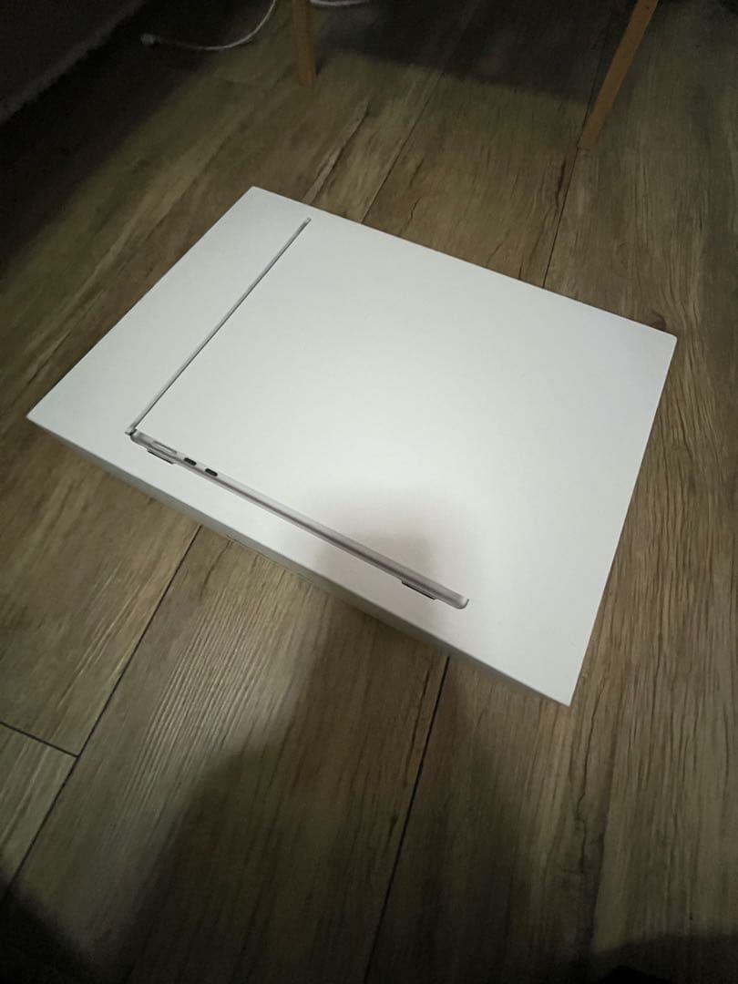 【美品】MacBook Air 13インチ M4 16GB /256GB