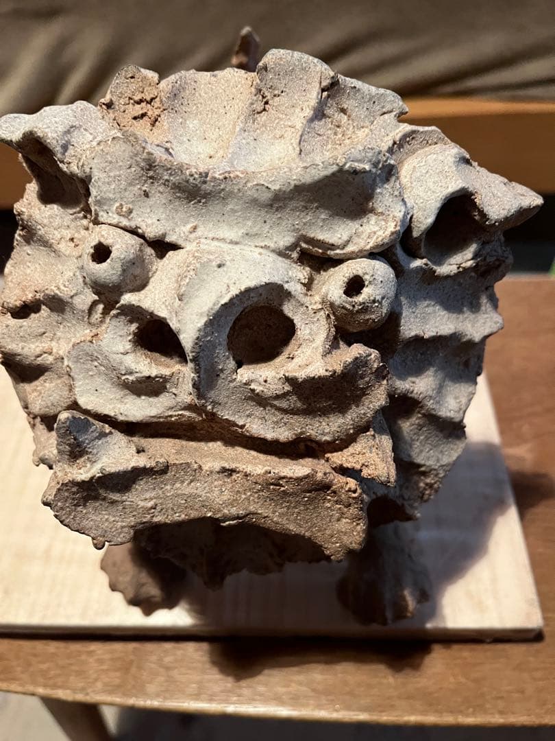 「沖縄・シーサー手工芸品」沖縄の陶芸家に20年以上前に特注した作品。