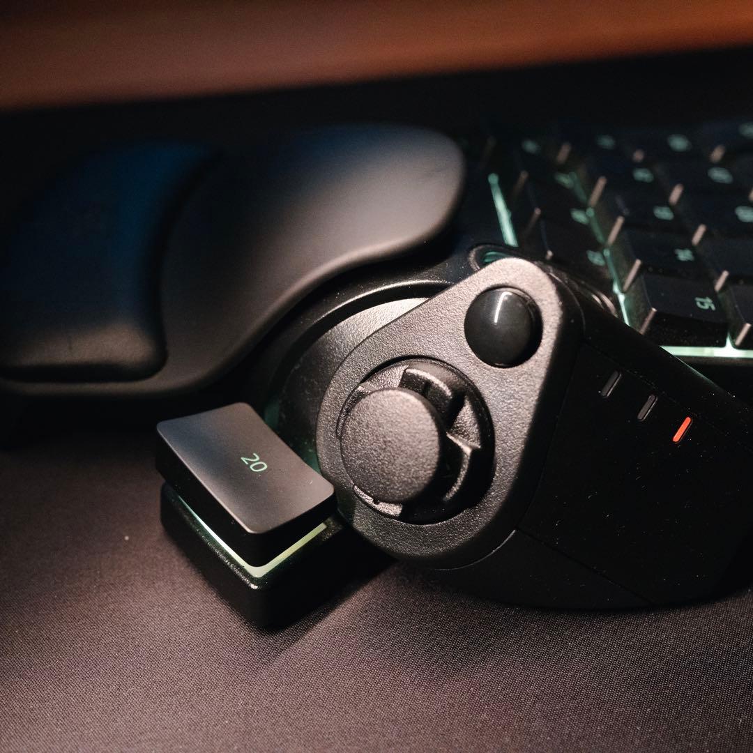 Razer TARTARUS V2 メカメンブレンゲーミングキーパッド