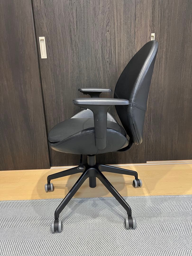 IKEA HATTEFJÄLL ハッテフィェル オフィスチェア アームレスト付き