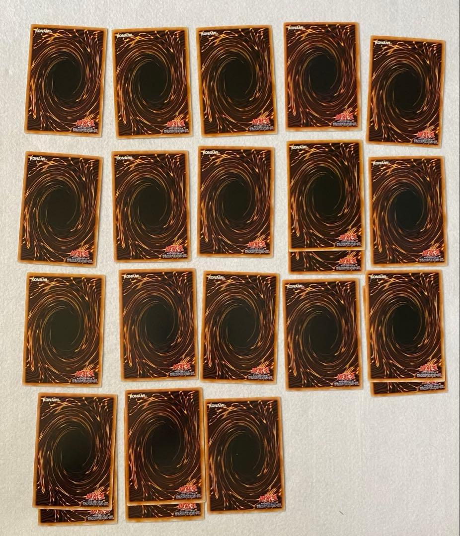 遊戯王　初期カード　デュエルマスターズ　KONAMI 高橋和希　集英社