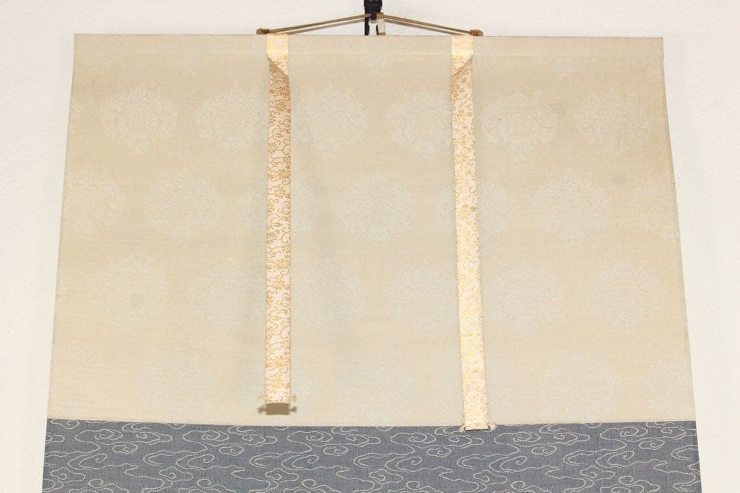 No5128 掛軸　在銘　伯鈴　山水図　絹本着色　合箱　日本画　古美術　送料無料