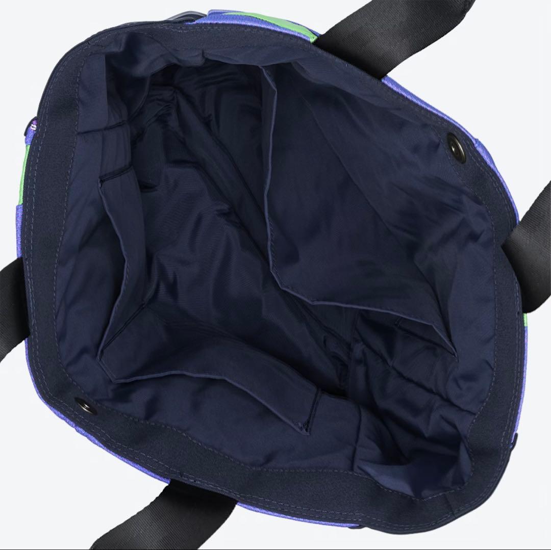 バズライトイヤーのアストロブラスター　トートバッグ　新品未使用品