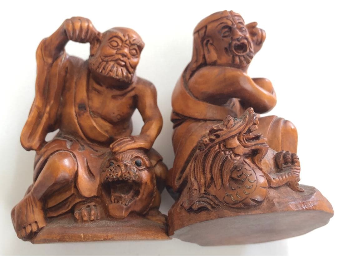 透かし彫り龍虎羅漢さんの図手作りオブジェインテリアアンティーク一対現品無料発送