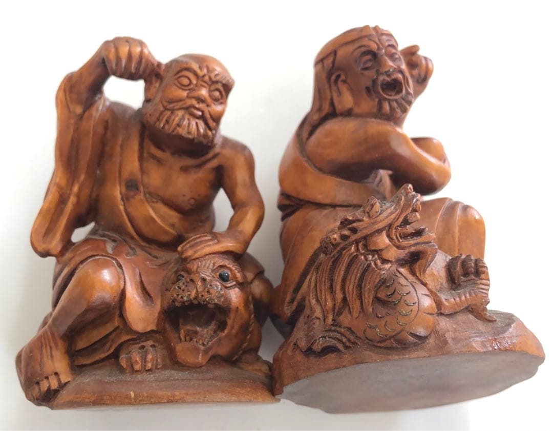 透かし彫り龍虎羅漢さんの図手作りオブジェインテリアアンティーク一対現品無料発送