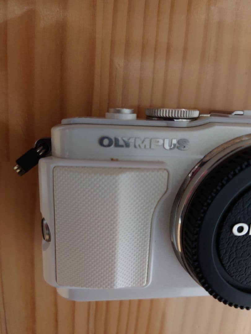OLYMPUS オリンパス E-PL6 ホワイト シャッター数 約1516回