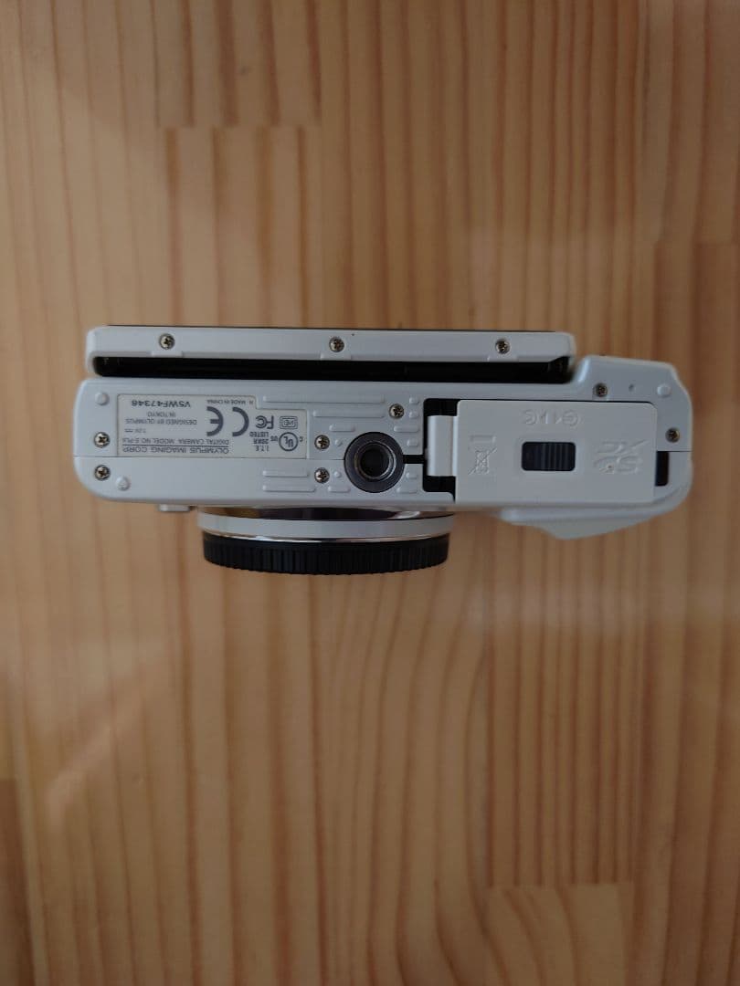 OLYMPUS オリンパス E-PL6 ホワイト シャッター数 約1516回