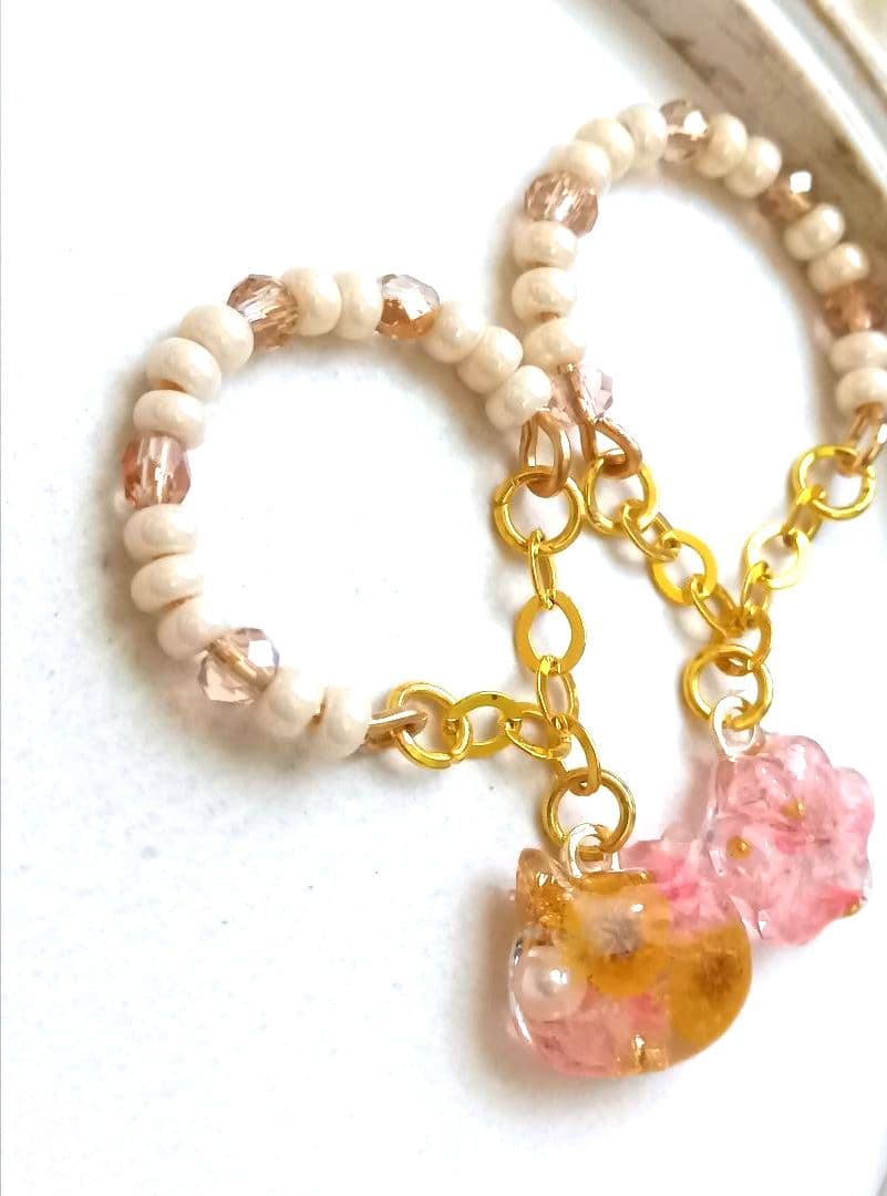 9452 フラワーレジン 猫ちゃん 肉球 ハンドメイド リング 2セット