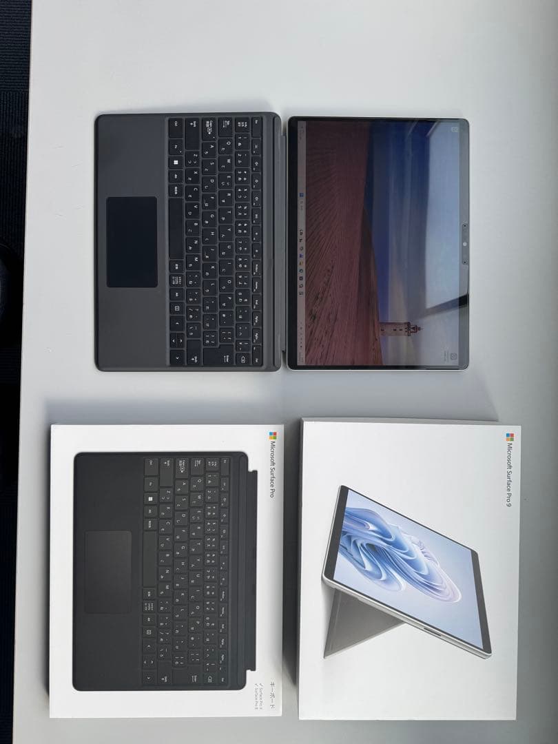 Surface Pro9 256GB 8GB純正キーボード付 外箱あり 動作良好