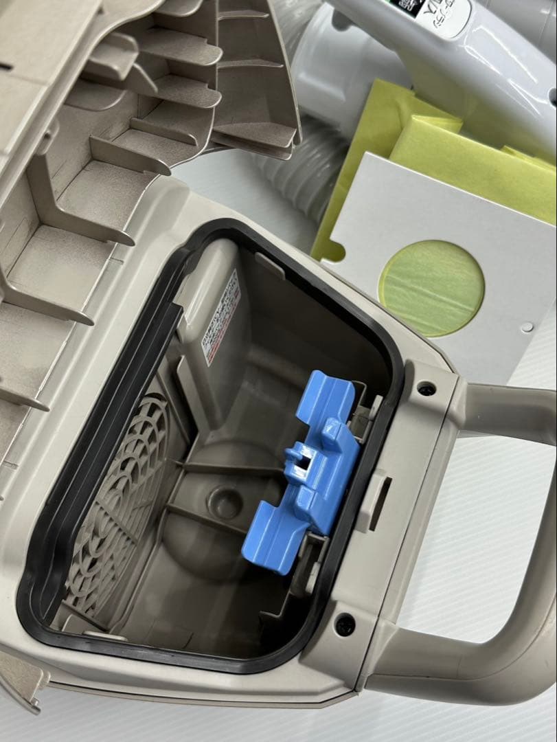 日立　掃除機　CV-KP90H 2021年製　本体　ホースセット　中古