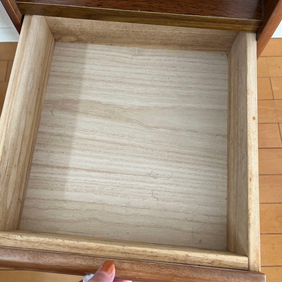 アンティーク風★かわいい木製チェスト　サイドテーブル