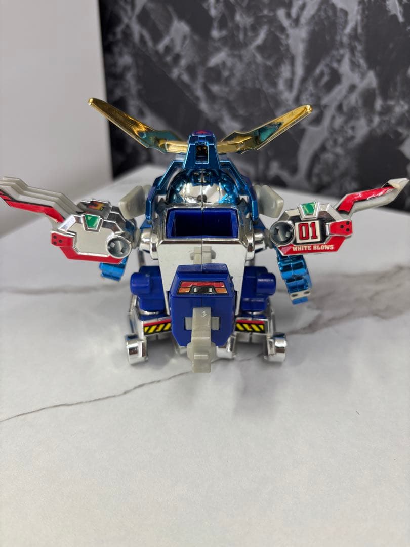 ボンバーマンビーダマン爆外伝　ホワイトブロス　限定版メッキバージョン　当時物